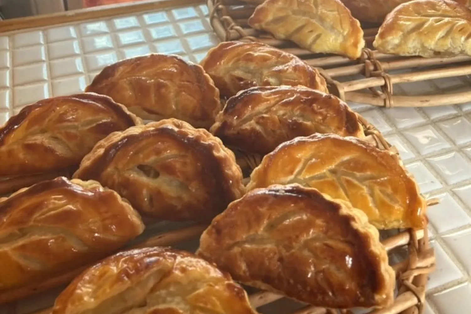 フードロス対策のために始めたアップルパイの製造・販売