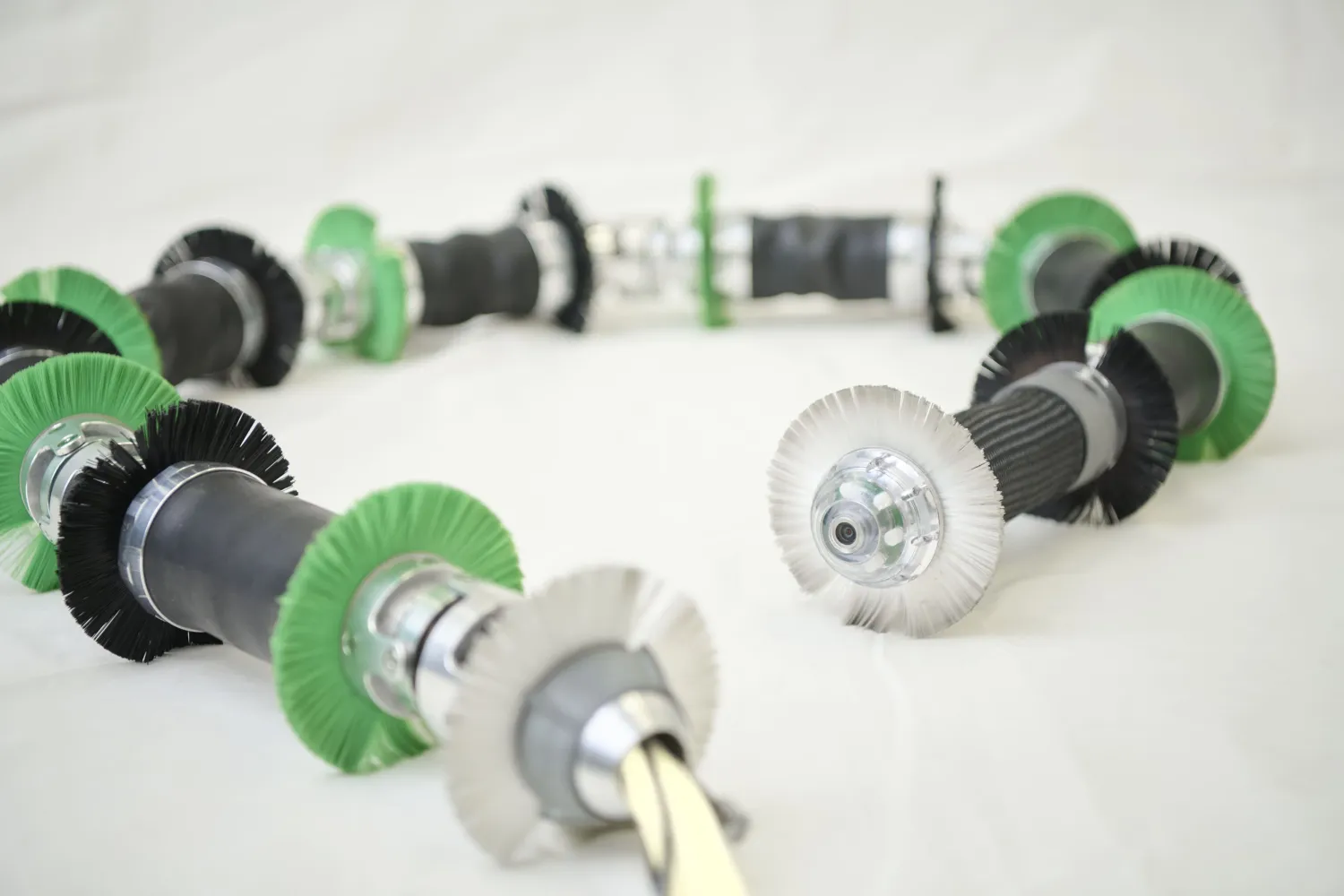 ミミズ型管内走行ロボット「Sooha®」の試作機